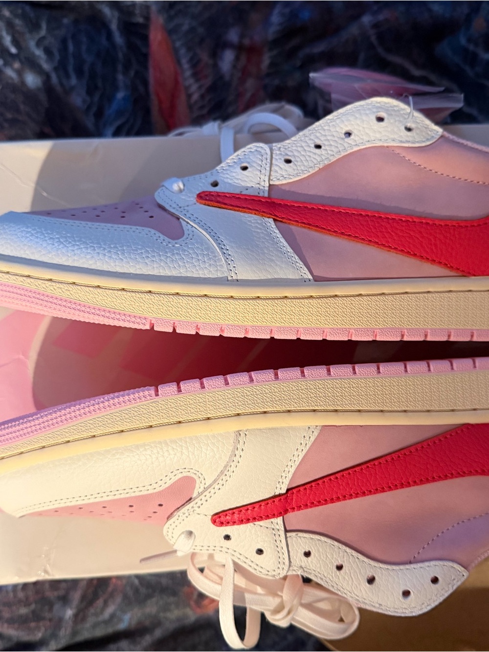 Air Jordan 1 low OG SP Travis Scott ‘Tropical Pink’-men’s 11 - Picture 5 of 12